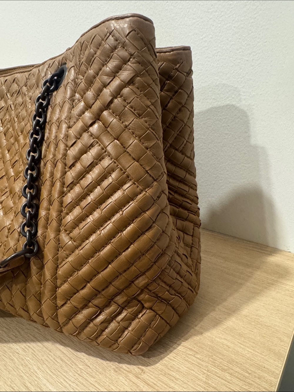 Bottega Veneta Leather Shoulder Tote in Cognac Brown dark gunmetal hardware - Picture 4 of 10